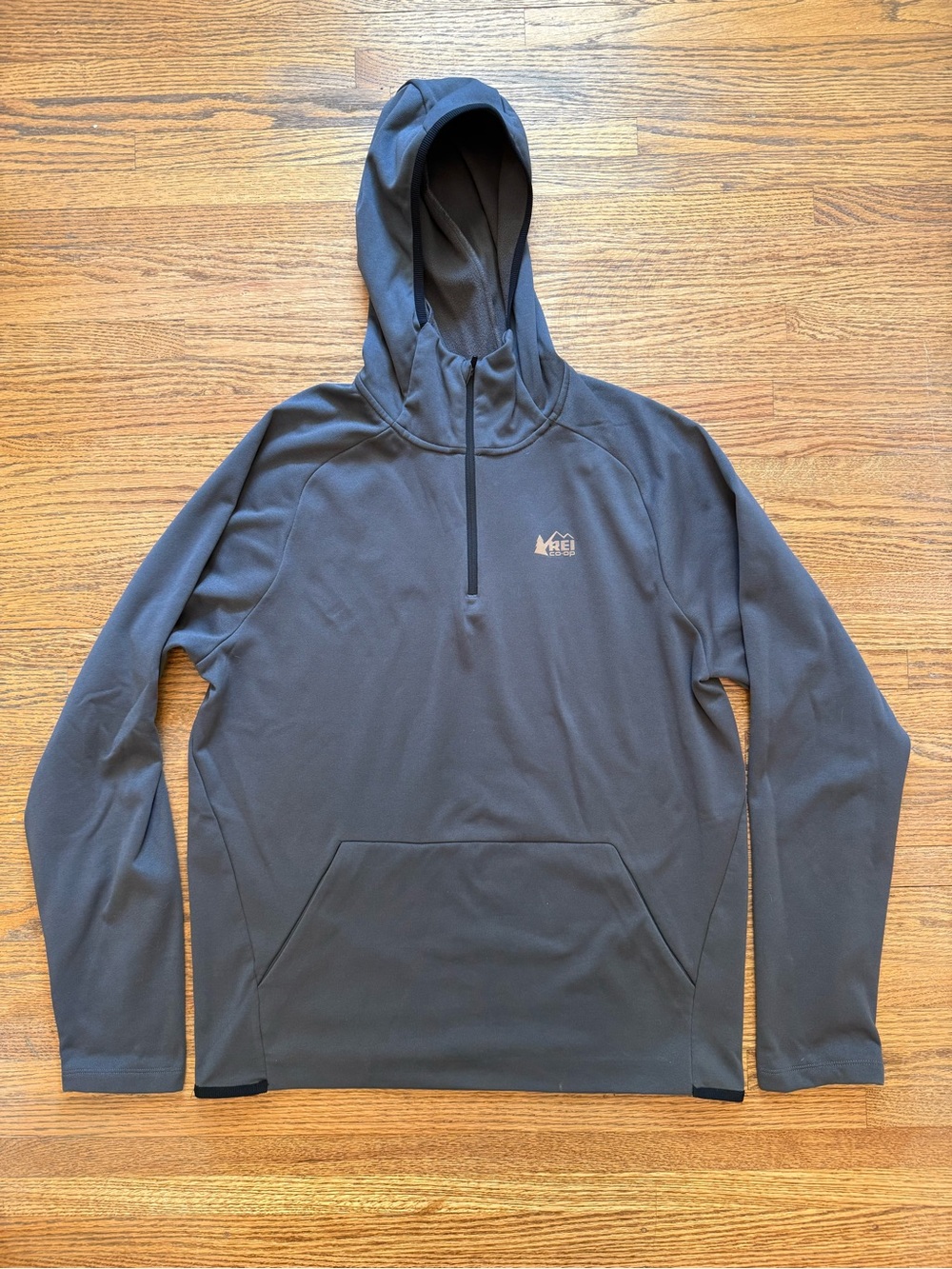 REI Charcoal Gray Men’s Lightweight Fleede Hooded Pullover